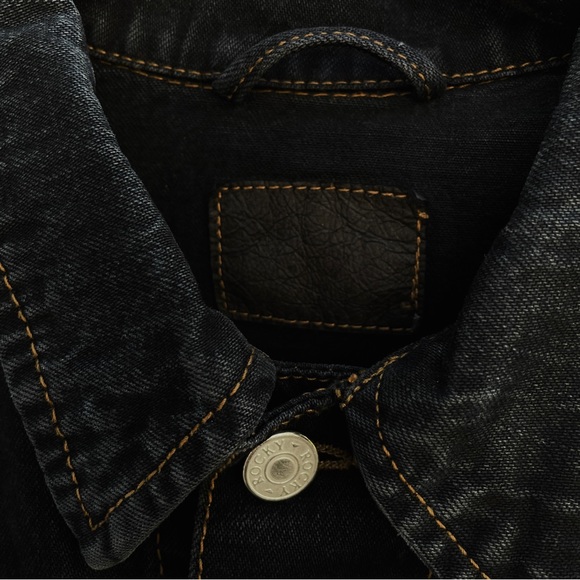 Urban Outfitters Black Cropped Frayed Denim Jacket (Small) - Picture 5 of 5